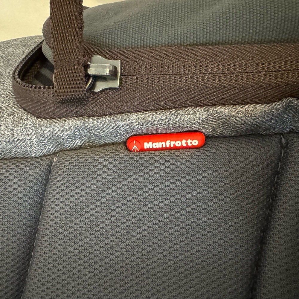 Manfrotto camera backpack - Picture 4 of 5